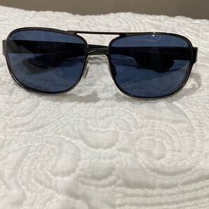 Costa Del Mar unisex shades.  Gently worn.  580P gun metal and plastic